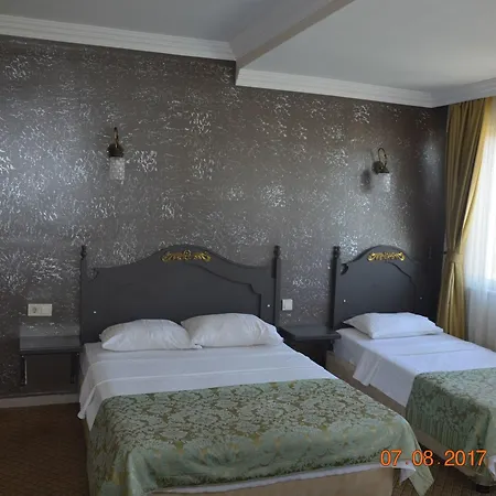 Saricay Hotel 3*